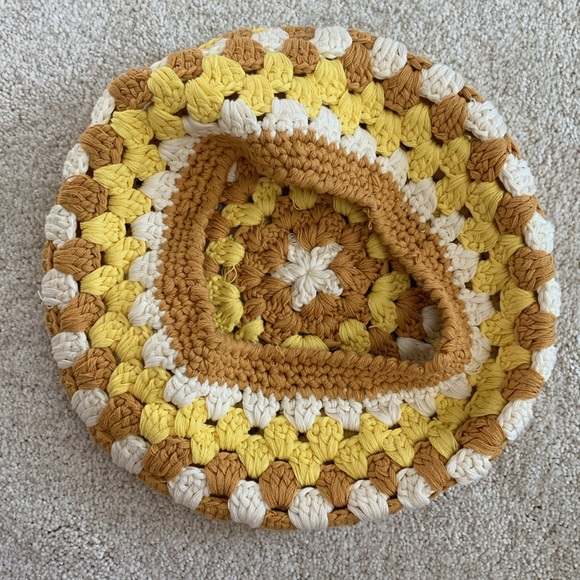 NWOT Free People Crochet Hat - Picture 2 of 3